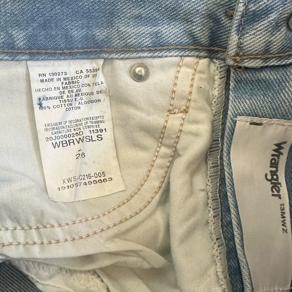 Wrangler Reworked Denim Shorts - Picture 3 of 3